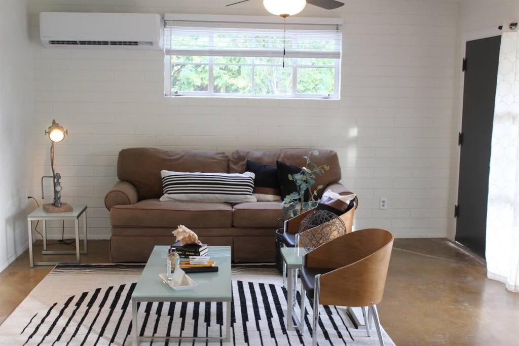 Remodeled Modern Ground Level Apt Blocks To Dwntn - B Tempe Exterior foto